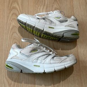 Avia Arch Rocker Sneakers